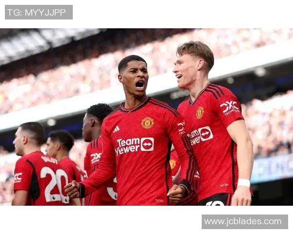 曼联惨败!利物浦逼平曼城,英超争冠战激烈升级 曼联惨败!利物浦逼平曼城,英超争冠战激烈升级