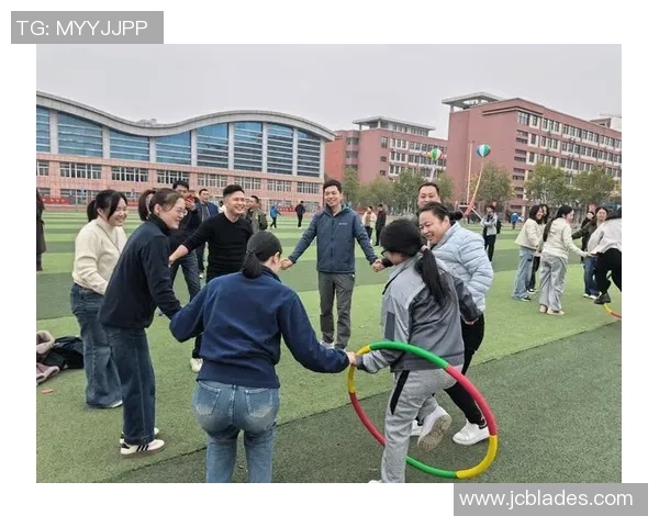 武汉飞盘队反击之路:胜负背后的战术与团队精神分析 武汉飞盘队反击之路:胜负背后的战术与团队精神分析