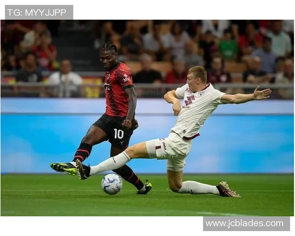 莱比锡红牛逆转胜浦项制铁2-1,豪取德甲首胜 莱比锡红牛逆转胜浦项制铁2-1,豪取德甲首胜