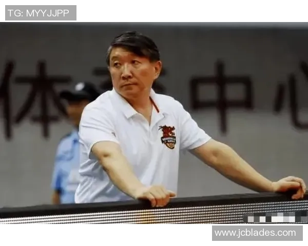 辽篮主帅宫鲁鸣:全队备战季后赛不能掉以轻心 辽篮主帅宫鲁鸣:全队备战季后赛不能掉以轻心